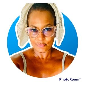 Meet your Posher, Annette